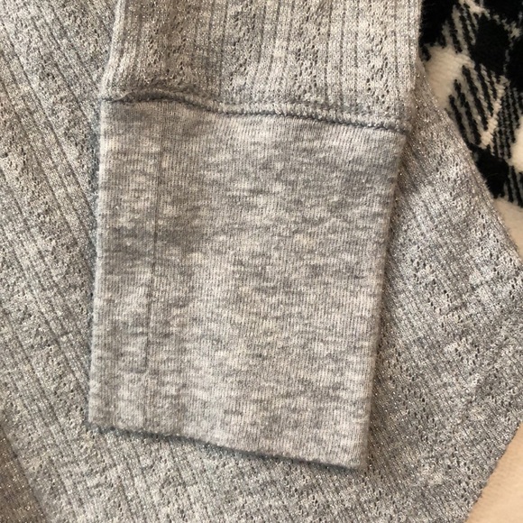 Victoria’s Secret Gray Sleep shirt - Picture 4 of 4